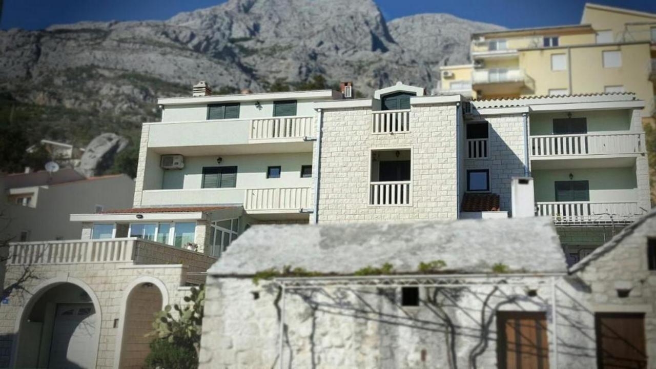 Apartments Angela Baška Voda Eksteriør billede
