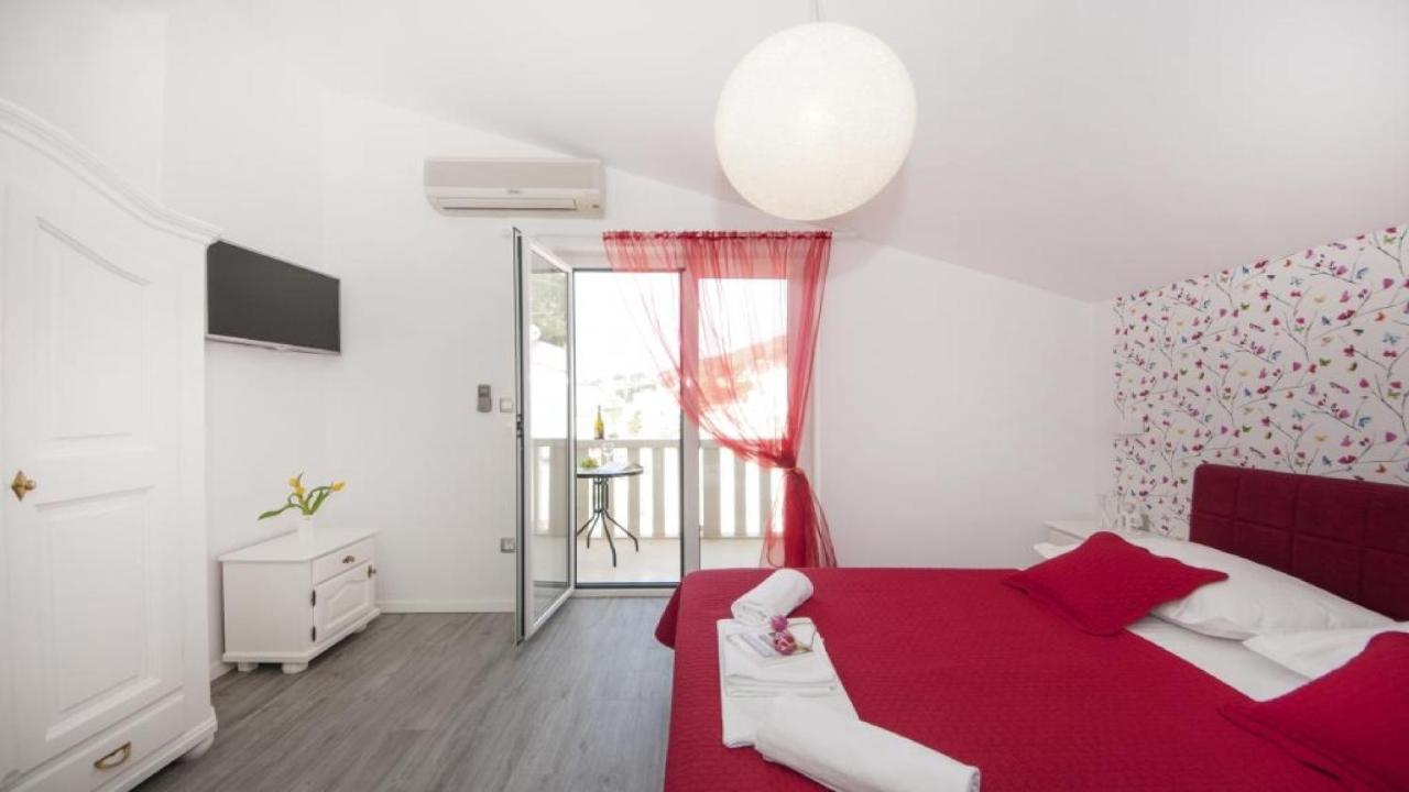 Apartments Angela Baška Voda Eksteriør billede